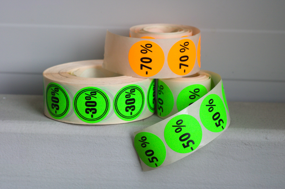 Discount roll of stickers